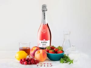 Rosé Sangria – Thức Uống Hoàn Hảo Cho Những Ngày Hè Rộn Rã